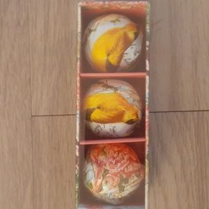 Michel design works bath bomb set